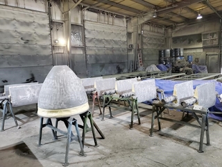 Hydropwer unit under repair belzona